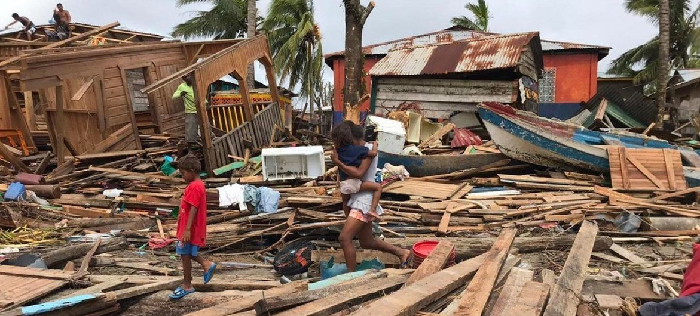 El huracán Iota causó destrucción e inundaciones en toda Nicaragua, dejando a miles de personas sin hogar. Ruiz Sotomayor / UNICEF